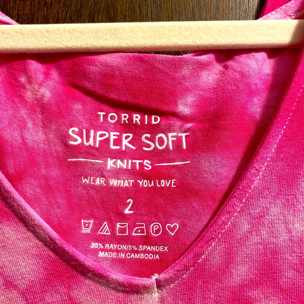 Torrid size 2 supper soft top